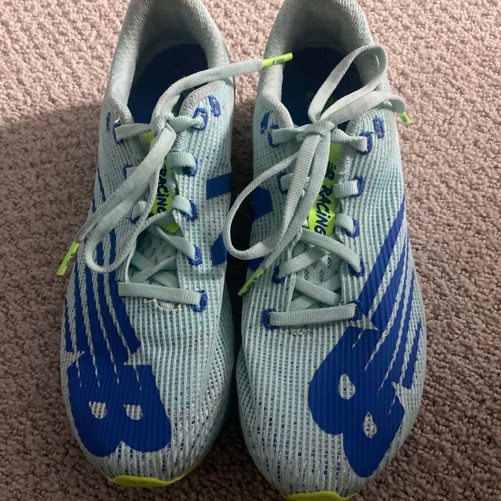Women’s New Balance XC 7 V3 spikes